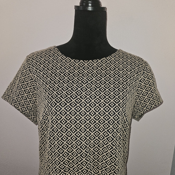 LOFT Beige & Navy Blue Geometric Patterned Ruffle Dress - Size 14 NWT - Picture 2 of 8